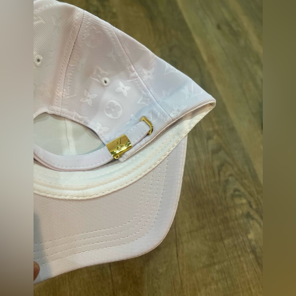 Louis Vuitton White Monogram Hat - Picture 2 of 3